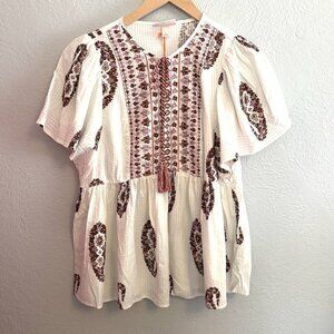 Knox Rose Women's Medium White Paisley Babydoll Top Lightweight Boho Flutter Sle